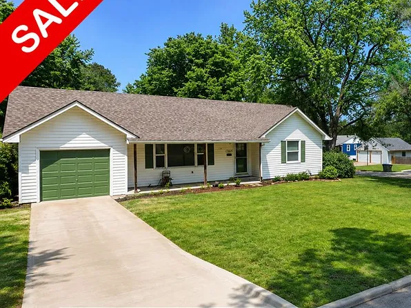 200 SW Hillside Ave, Topeka, KS 66611