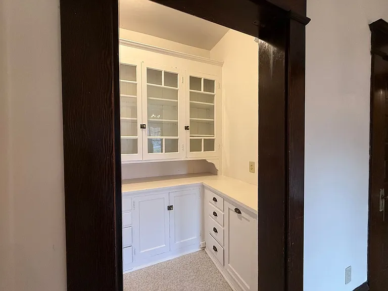 Jefferson Apartments — Photo 11