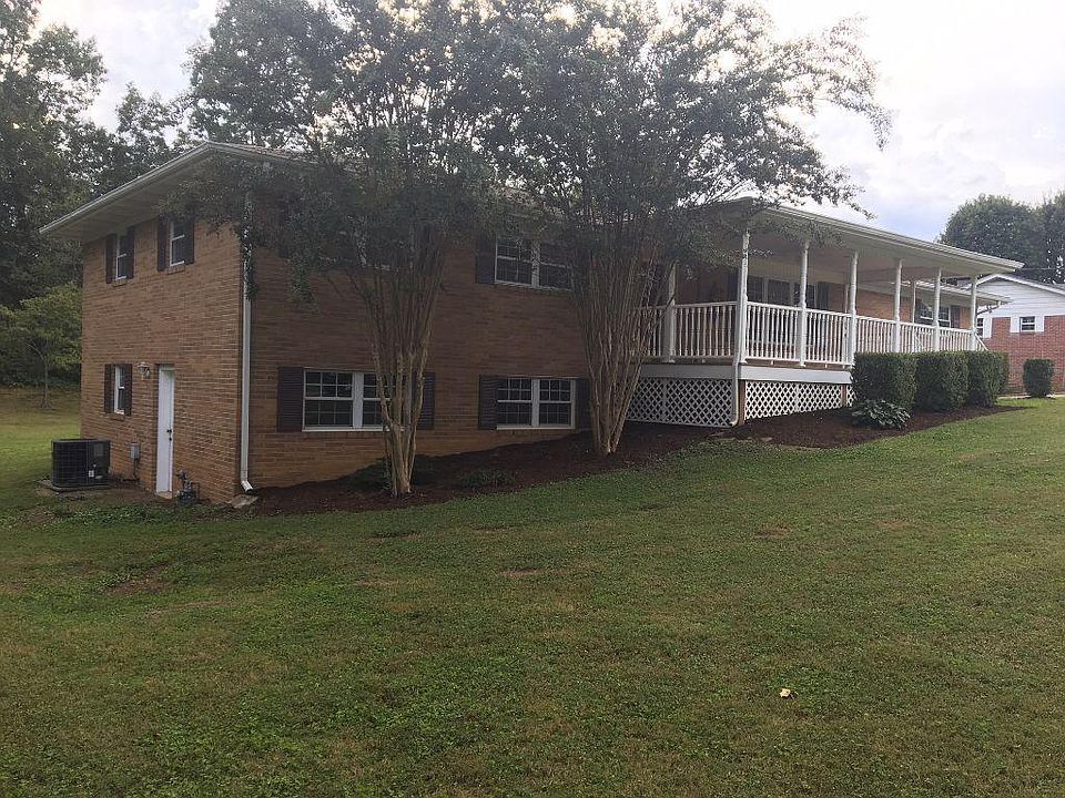 1st image of 109 Sheffield Dr