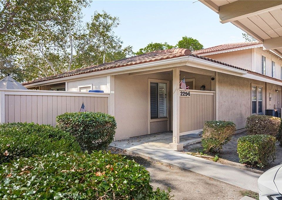 1st image of 2294 Clover Dr