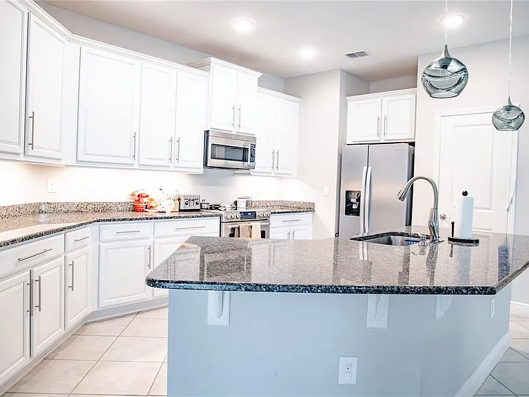 10452 Laguna Plains Dr — Photo 14