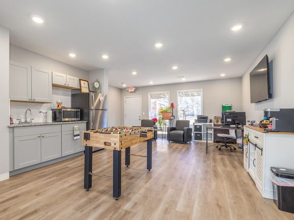 1902 S Broadway St #1910D124