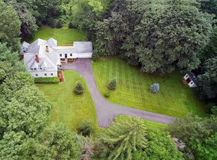 44 E Ridge Rd, Ridgefield, CT 06877