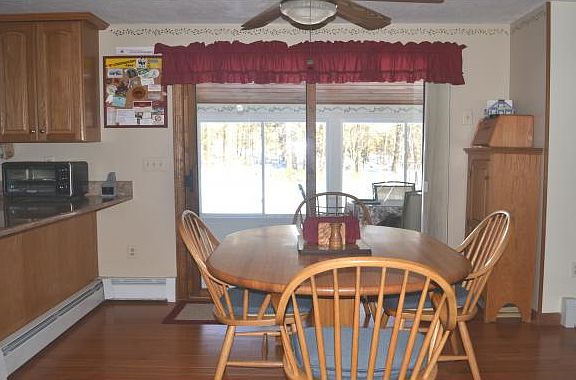 4th image of 12 Apple Blossom Dr