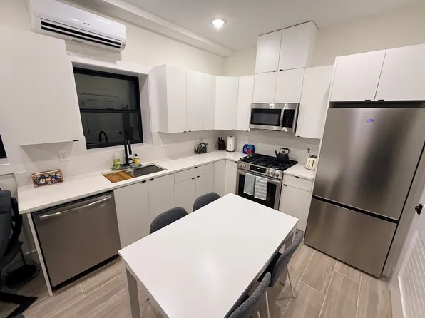 27 Graham St Floor 3, Jersey City, NJ 07307