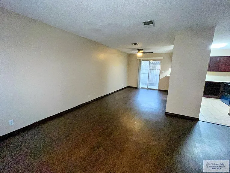 2906 Treasure Hills Blvd #D — Photo 4