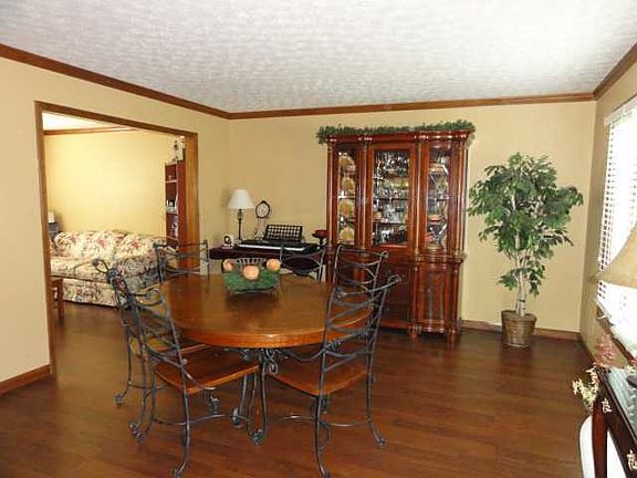 2nd image of 12167 Woodrow Ln