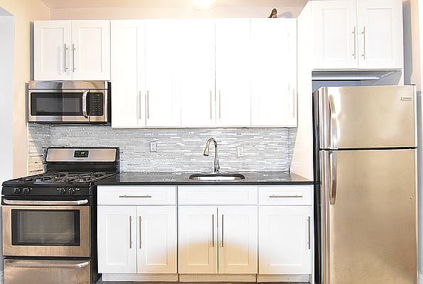 1st image of 480 Concord Ave APT 2A
