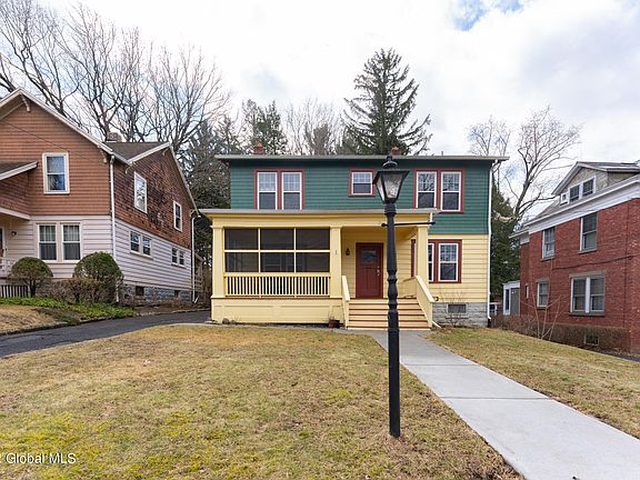 2nd image of 39 Belle Ave