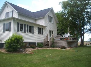 1325 Signal Dr, New Sharon, IA 50207