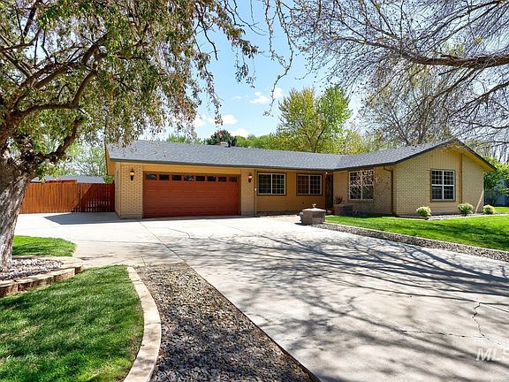 2nd image of 3232 S McCormick Way