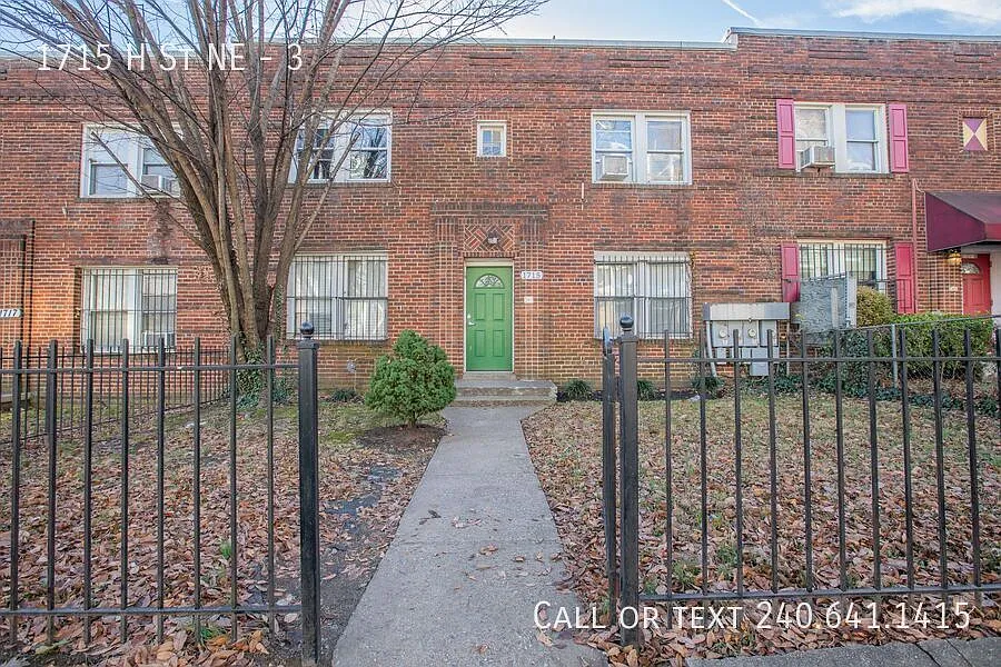 1715 H St NE #3