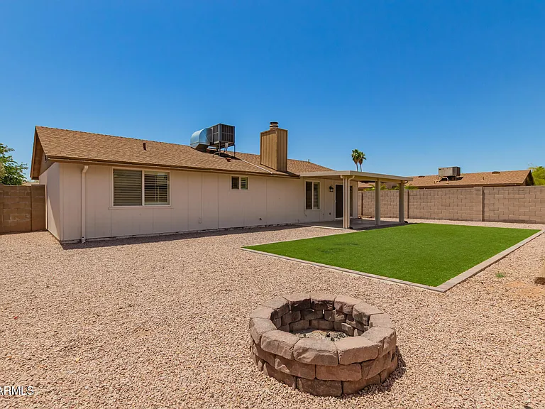 1512 W Mariposa Dr — Photo 22