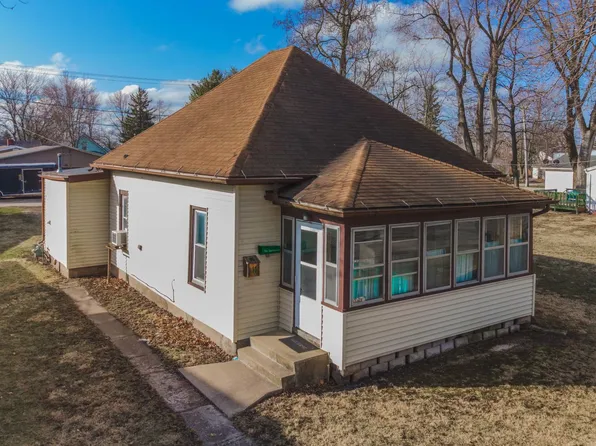 712 W Cleary St, Pontiac, IL 61764