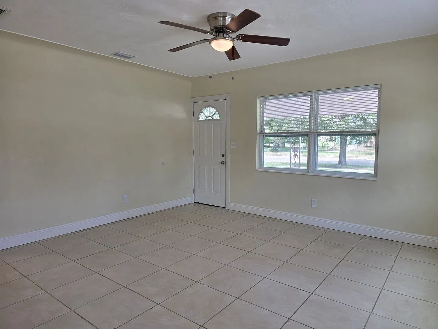 Newly Updated 2-Bedroom Home in a Great St. Pete Location Near Gulfport! — Photo 2