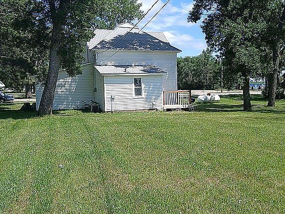 5th image of 4409 Main St