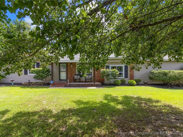 1134 Asbury Rd, Eastover, NC 28312