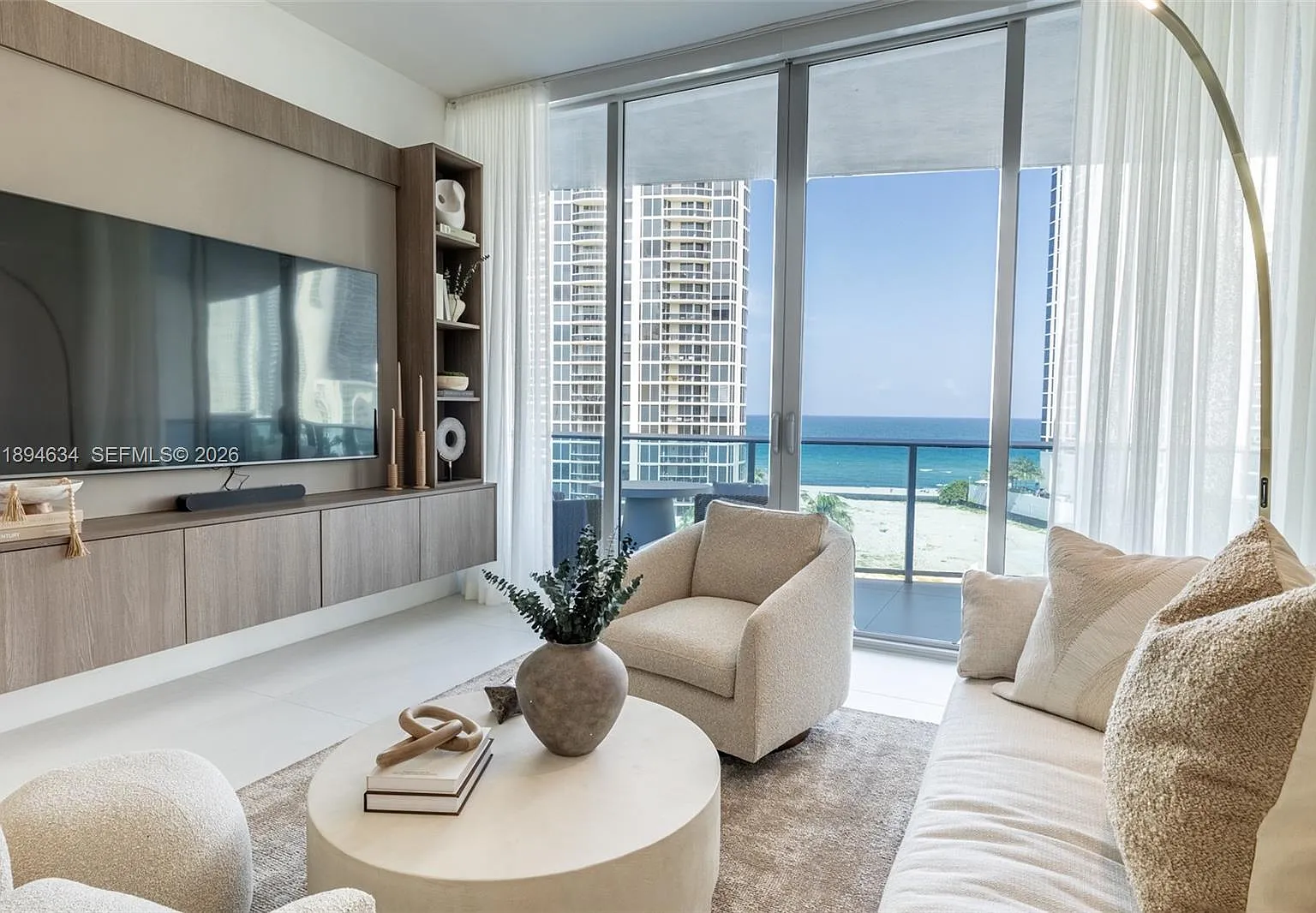 Aurora Condominium — Photo 1