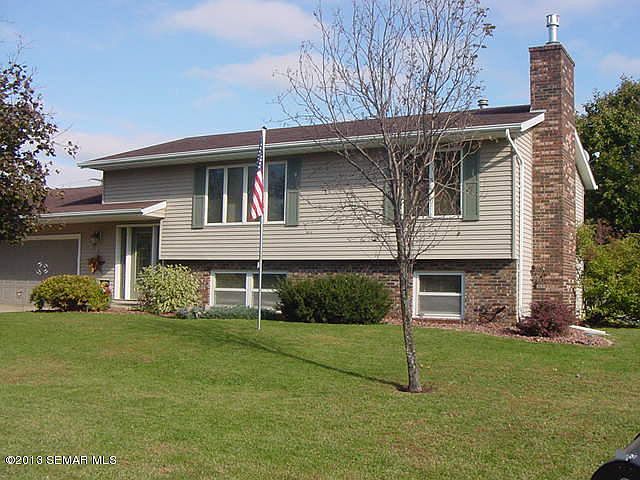 2nd image of 304 5th St NE