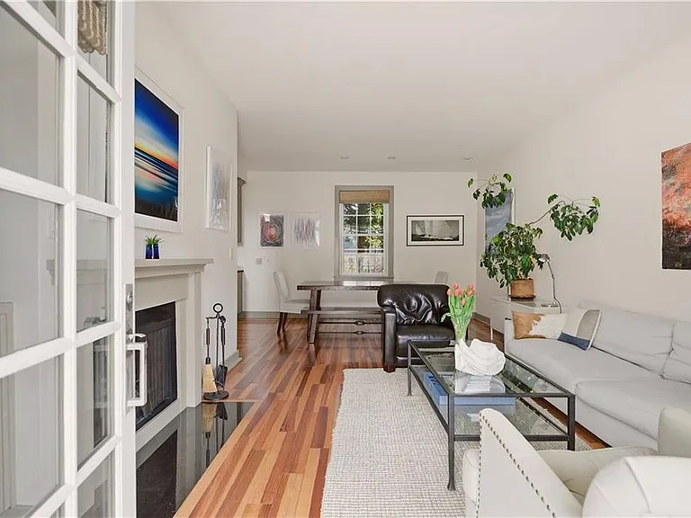 364 Bellevue Ave — Photo 3