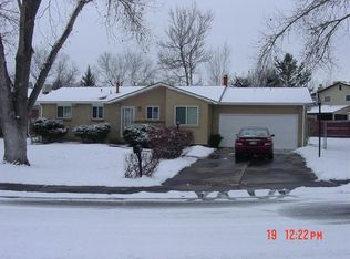6330 W Maplewood Pl, Littleton, CO 80123