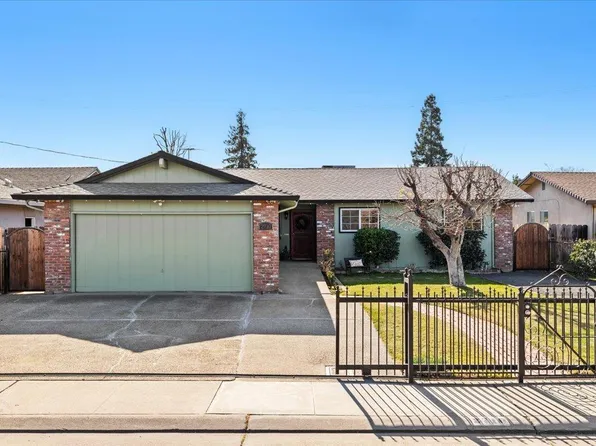 2710 W Hammer Ln, Stockton, CA 95209