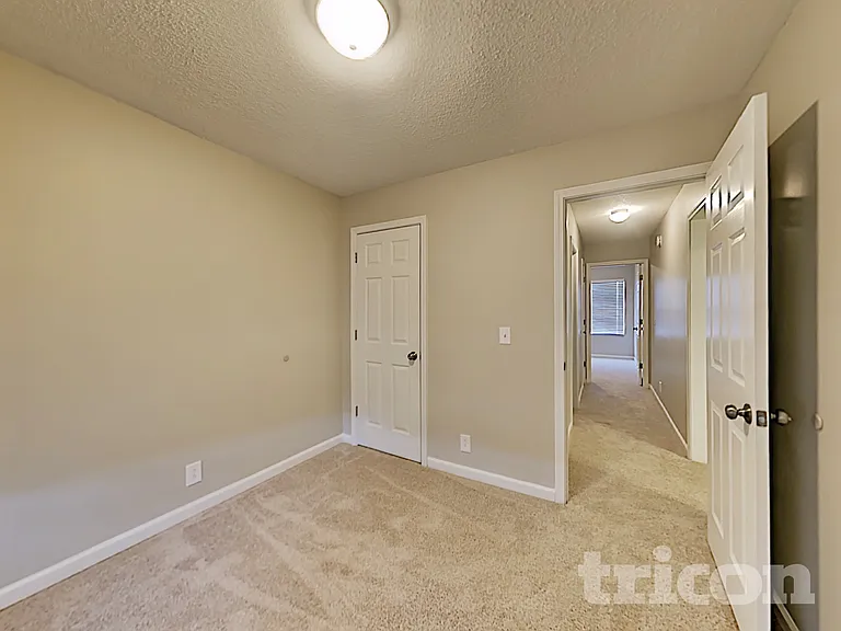 5020 Boyd Dr — Photo 13