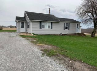 9962 145th St, Davenport, IA