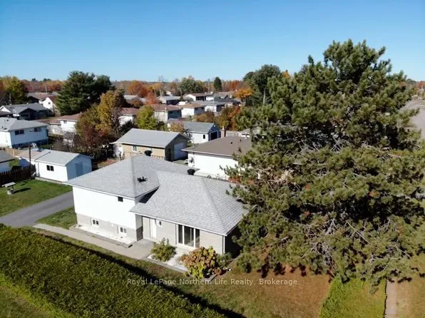 441 Roy St, West Nipissing, ON P2B 3G5