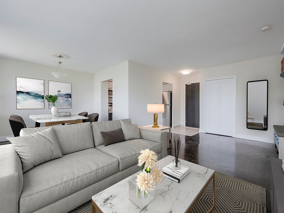 1st image of 40 Delisle Ave