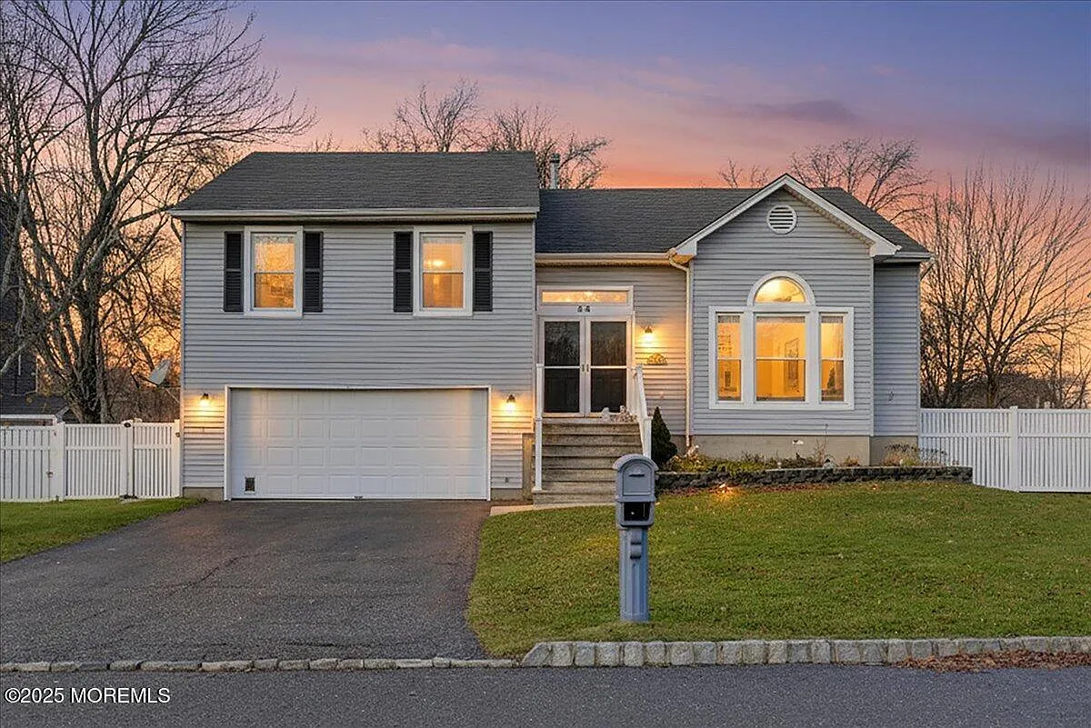 53 Sweet Gum Road photo 1