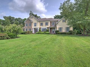 10 Ichabod Ln, Allentown, NJ 08501