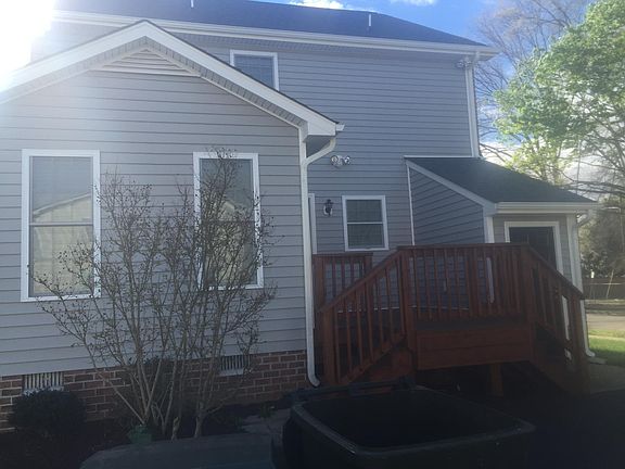 3rd image of 606 S Lombardy St