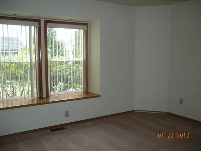 91 Brittany Ln — Photo 9