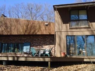 152 Maplewood Ter, Northampton, MA 01062