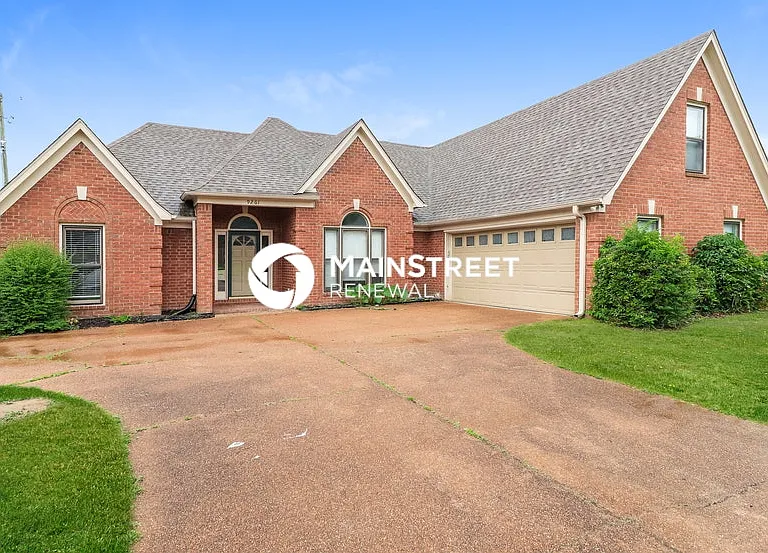 9261 Sarsen Dr — Photo 2