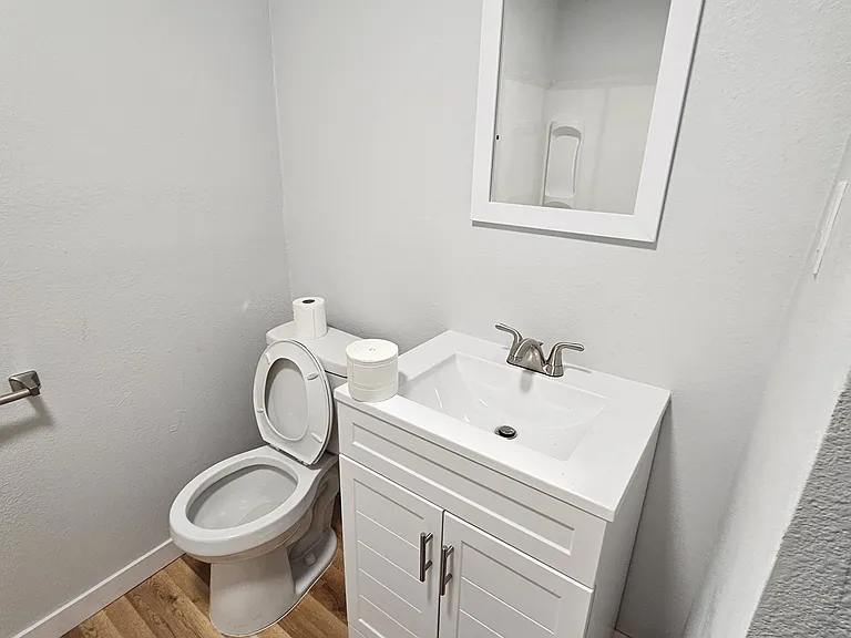 241 Estancia Dr NW #A — Photo 12