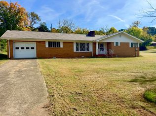 128 Bates St NE, Charleston, TN 37310