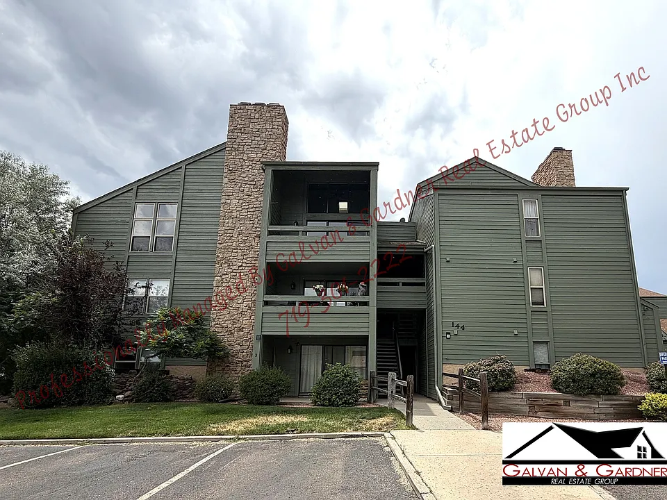 144 W Rockrimmon Blvd #301