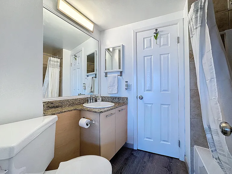 3250 NE 28th St #707 — Photo 17