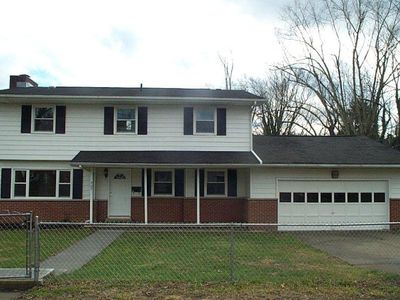 305 W Wiseman Ave, Fayetteville, WV, 25840