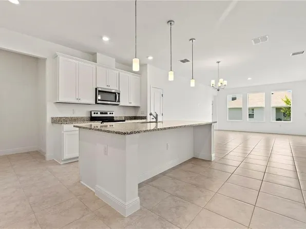 19044 Blueleaf St, Orlando, FL 32827