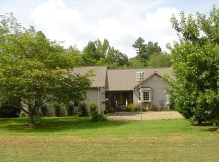 1495 Ivylog Creek Ln, Young Harris, GA 30582
