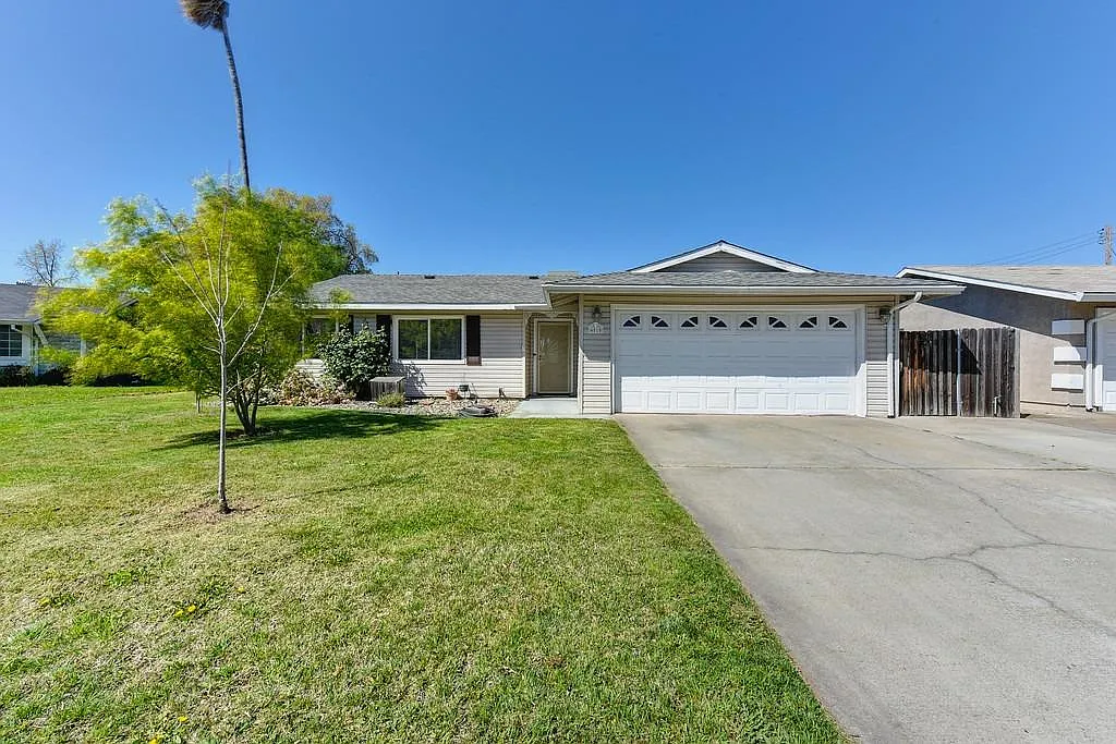 4010 Cortright Way photo 1