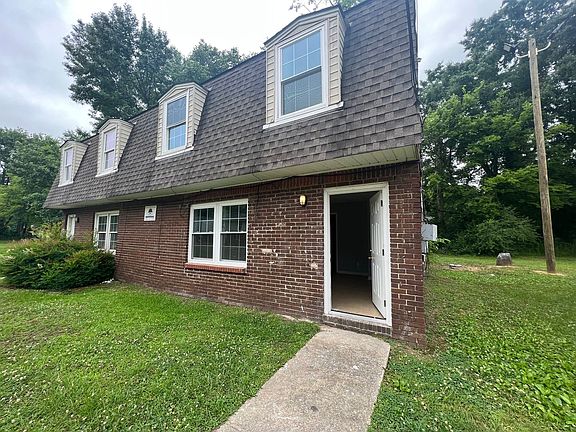 2nd image of 440 30th Pl #440B
