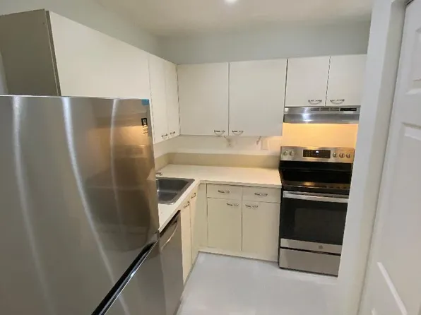 10411 N Kendall Dr APT B104, Miami, FL 33176