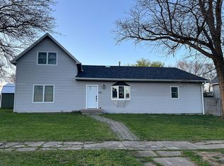 300 Indiana St, Utica, NE 68456