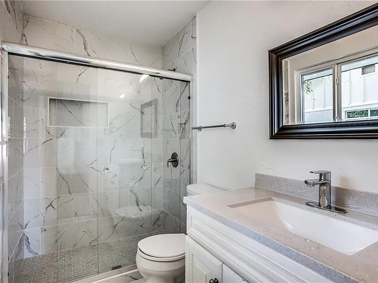 6220 Blarwood Dr — Photo 21
