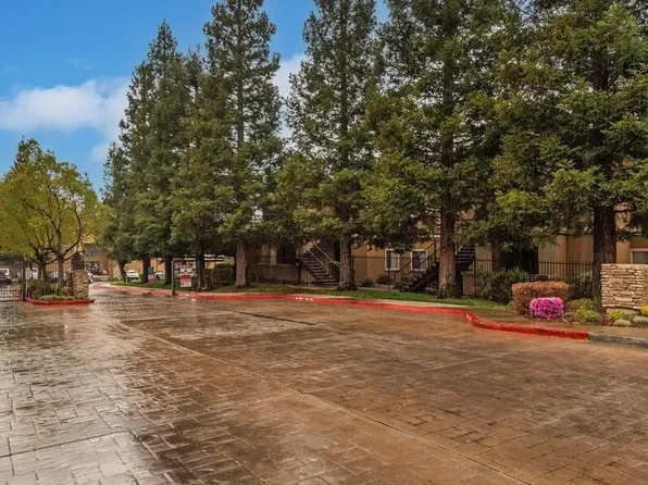 501 Gibson Dr APT 2311, Roseville, CA 95678