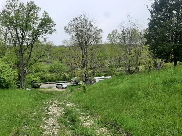 5210 E Miami River Rd, Cleves, OH 45002